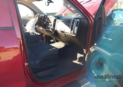 2018 Chevrolet Silverado 1500 1Lt z USA, uszkodzony, nr VIN 3GCUKREC3JG628151